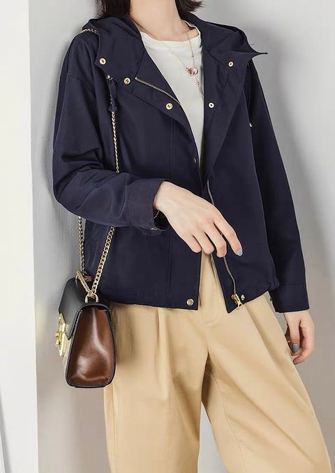 9B4090C5-5439-4600-9F63-4169505CAE52