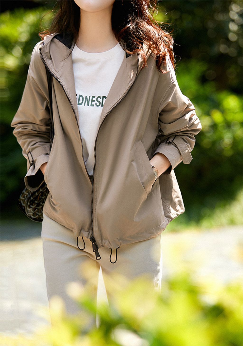 81C959DB-C5EF-4C78-902C-8025984CB347