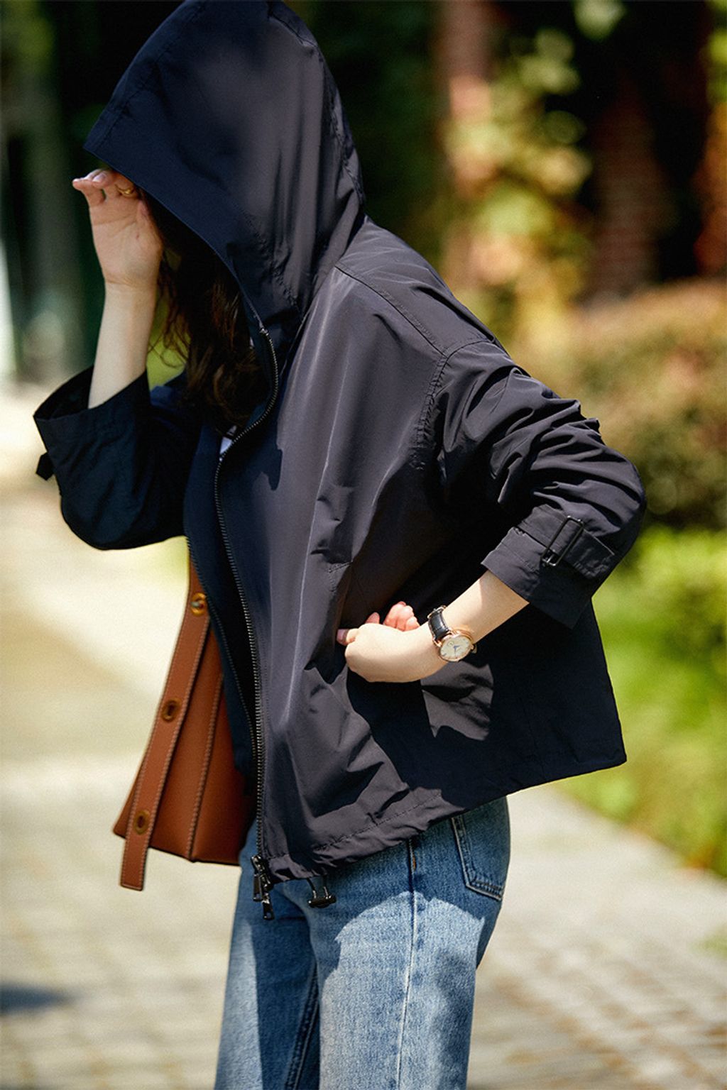 0DD73BE1-8119-471E-89A3-66608DAFE202