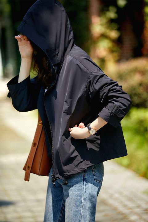 0DD73BE1-8119-471E-89A3-66608DAFE202