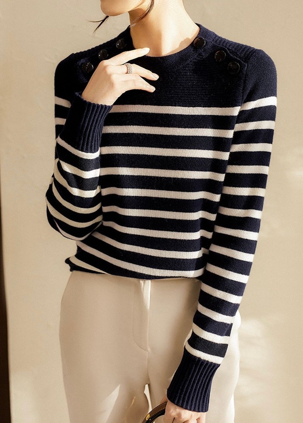 B8F8D32F-32FA-4D68-BABE-66AE59DA1129