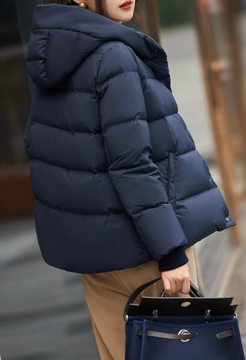 677409FC-6F63-4C0D-B107-03DC918311A9