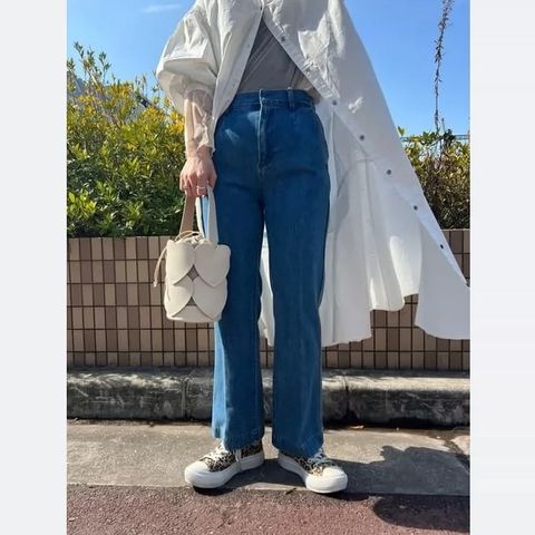 C1175DBE-B056-4E83-85A6-60CFDCECEC58