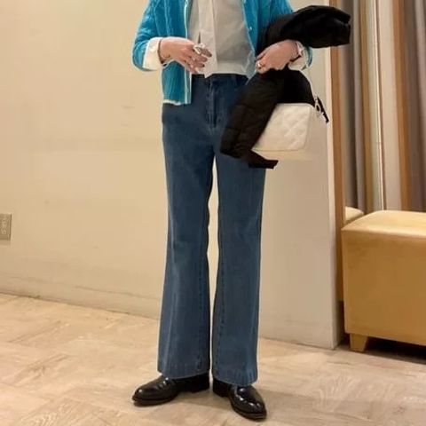 7E54F000-FB36-45CD-A366-C0187910B65D