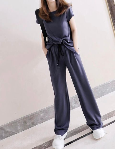 608EC8D2-7F64-4904-BF08-7B4B26E81504