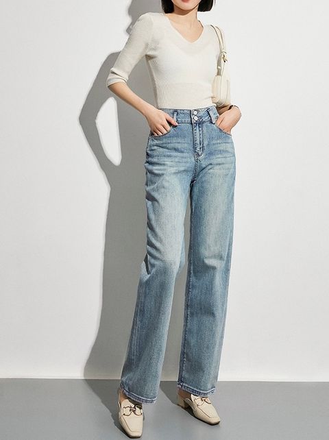 A7F31080-D3D3-43D4-B442-C765116CFD1A