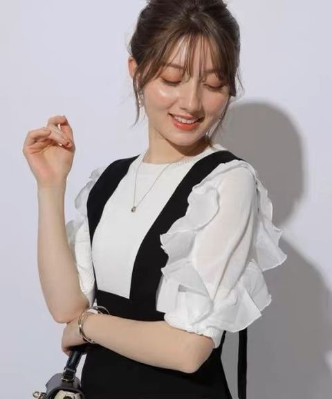 ADAE1EC0-5151-45DD-A405-3260A0A74DE9