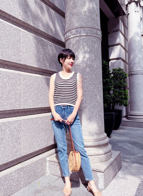 582C972B-4EBB-4F9E-B261-1A6A7E3CD947