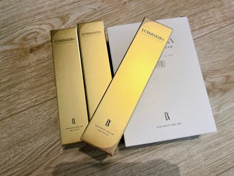 1855D5B6-6720-4B8F-BD8A-DBE5D5E02DF6