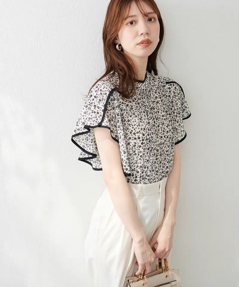 EFB121C2-FACD-4516-8B76-A6505F39BC75