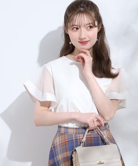 62545AB9-6566-4083-BF21-770493D965BD