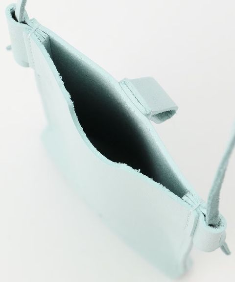 86FC7E5B-8060-4E17-A82A-205FC327D810