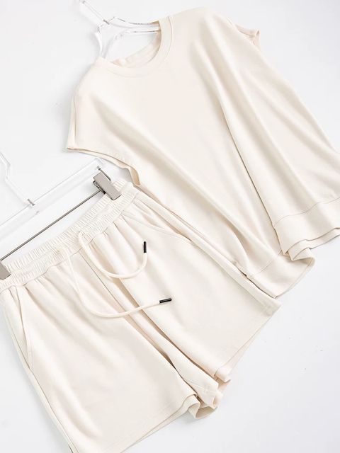 9AD16604-0A01-4155-AE0B-C06583403D95