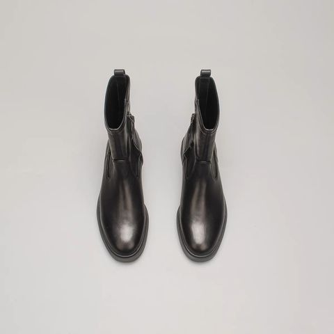 43A6F856-5BAF-4DFB-8F85-CAC5169444C5