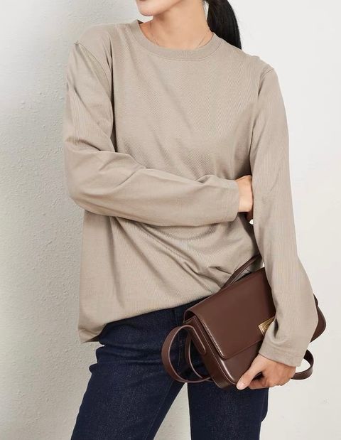 BAF25DE6-114A-4D66-BFC2-71C2F8CA1D9D