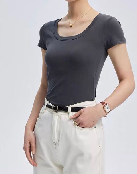 DE20234A-014B-4B9B-8FE4-B908076E1862