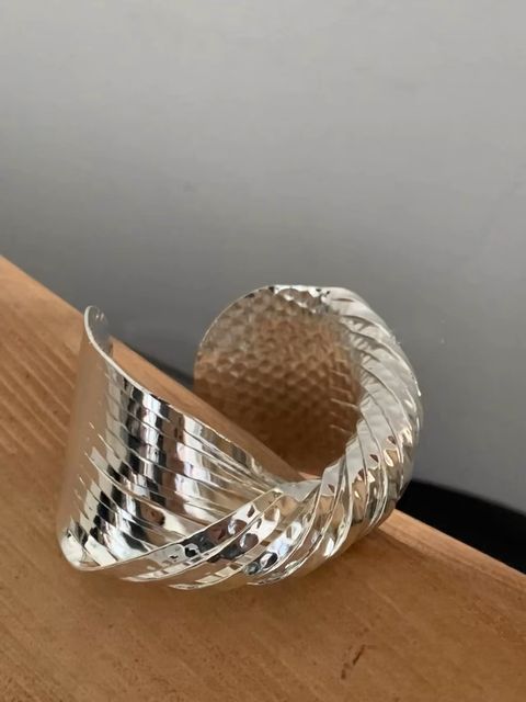 0B0D6824-2446-4515-AD3C-EF7736732F5E