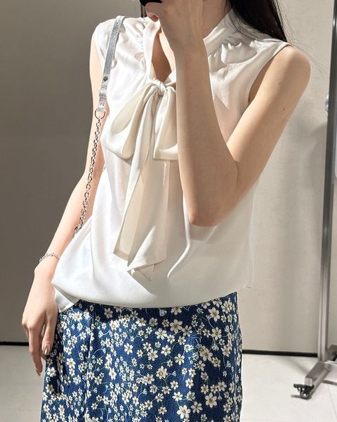 4B9EF958-AAAE-4F33-83F2-4E1B358509E4