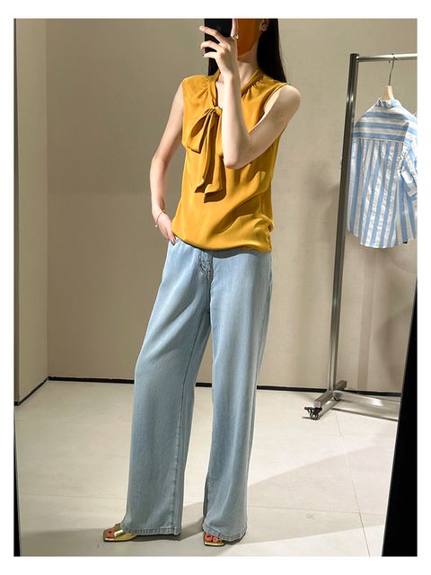 44F97C09-7D75-4F1A-B567-476F9574FBB8