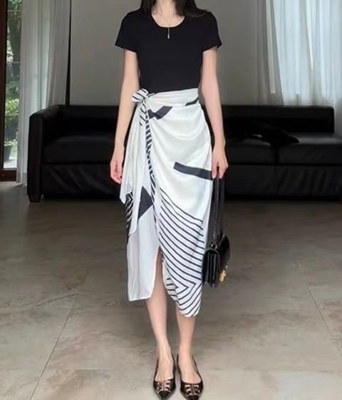 AD47DC4C-1C71-4AF3-A6B3-59963BD28BF7