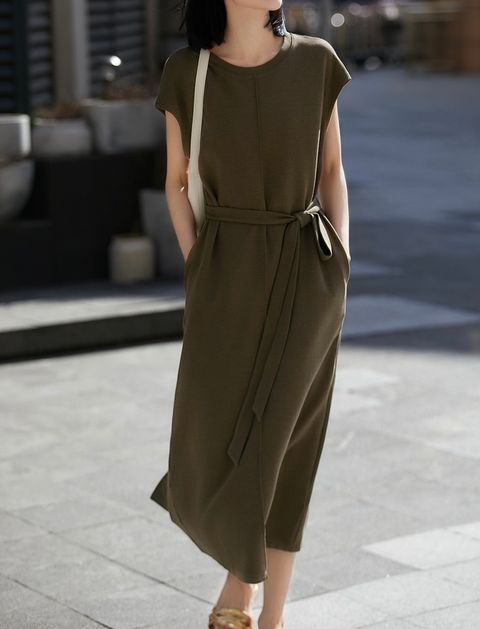 CFC6D38E-0C9C-488C-A2D2-F965A732E549