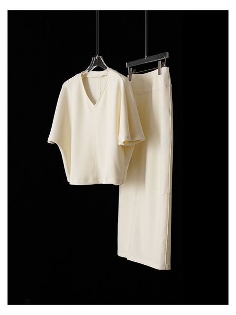 F56D3F6E-8770-430D-B73D-0039C731DB6D