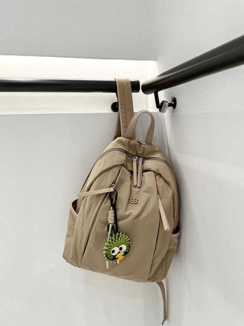 2D767830-4012-4846-A5D7-52BD484D9DAC