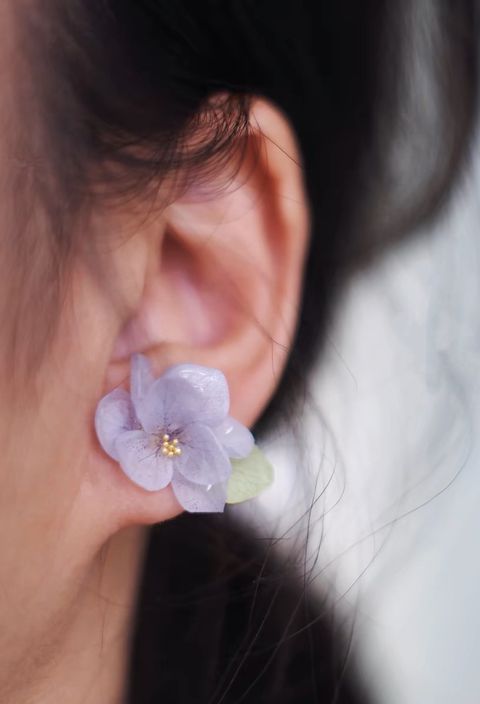 5B958C84-1729-4020-8737-AEFBBEB5BD26