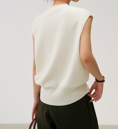 421F0A45-FE54-4099-B673-6B0A15C0D881