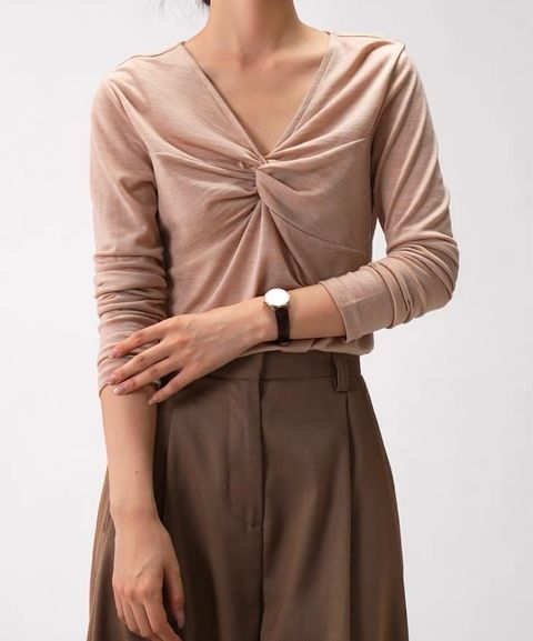 6F0C269D-2855-47D3-BFD2-B415AD0CD56D