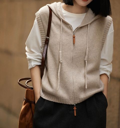 8F28F459-7C32-416C-8140-7377B2C81C35