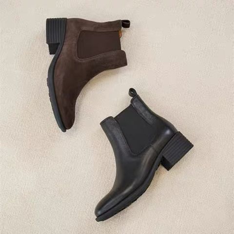 A37B612C-76EE-4F1C-9098-9BD843ED81E1