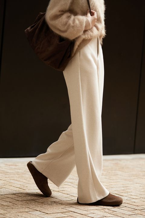 E2269647-FBC4-432E-BEDE-5EEE6EA51990