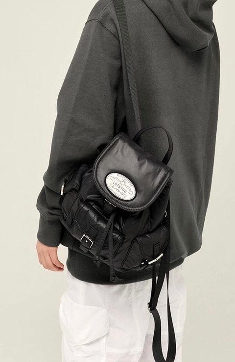 2F11957A-00EF-47A6-9348-3EB4378F1362