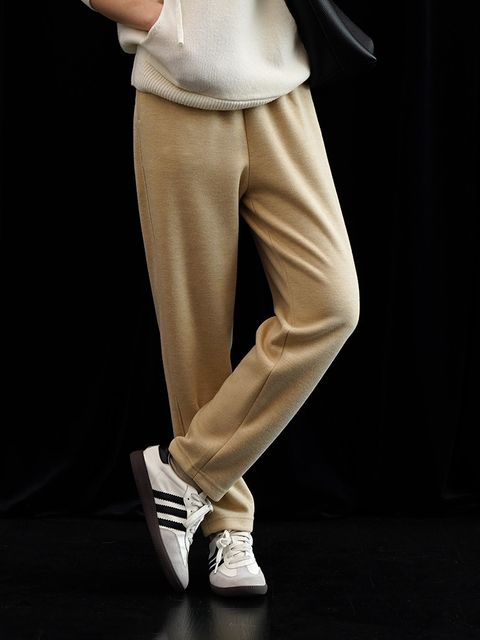 4EA3B46F-FB7C-4188-BED9-B8A1A41FD266