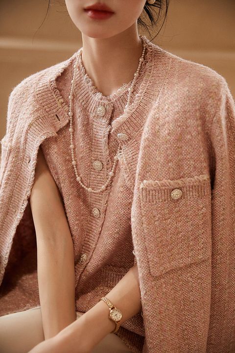 6C61B34C-FC7E-4FCD-BC70-58543CFF99C8