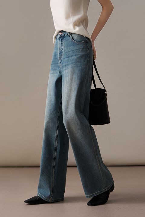 BD565629-F200-4641-B00F-87F27D3F6DDE