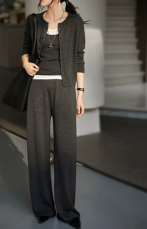 48AC33AE-0985-4911-8A77-5ED392A3ABEF