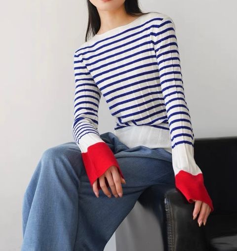 F6C4A94E-FC06-4138-9B29-833087E0B226