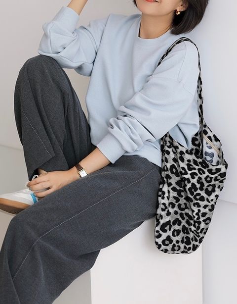 28916FB9-44A9-4A2A-B8AD-50CBBD544191