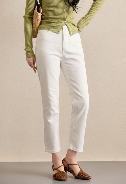 6A383997-F006-427F-A3F5-5B6A0950D8CD