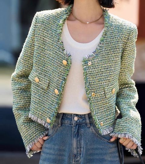 2A5D0A72-D2A0-49E3-985B-E874F2258AD1