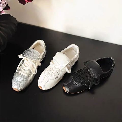 B0E95E24-BD39-4897-92D7-5D0B343EDD05