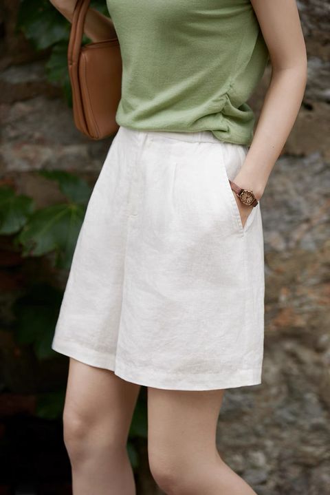 E9B8A6C2-3BB8-422C-A247-C90C2638AA47