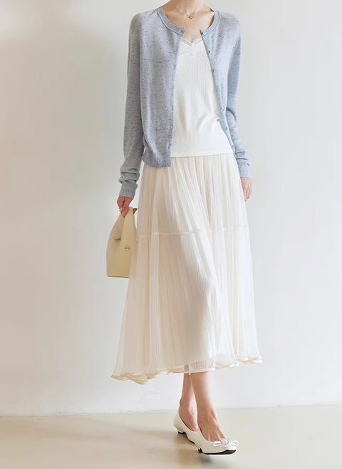 5F01A253-C65D-4D34-BC6B-6637F8D8C181