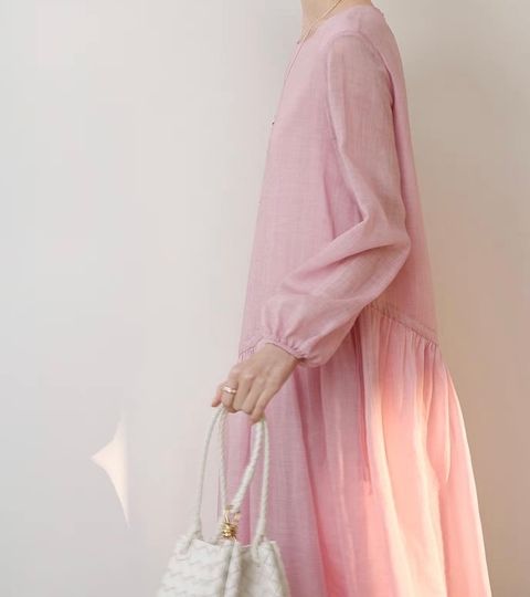 8926F744-304F-4DF8-8CD2-33B77003E9F9