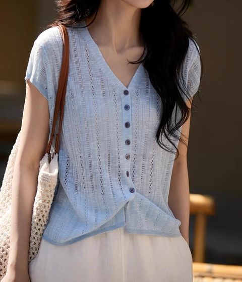 9AB7A0E2-3B53-4EEB-91A6-245BF8BD5123