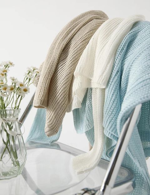 B9F1E448-A4C1-4A8A-A393-BDF06A9A05B2