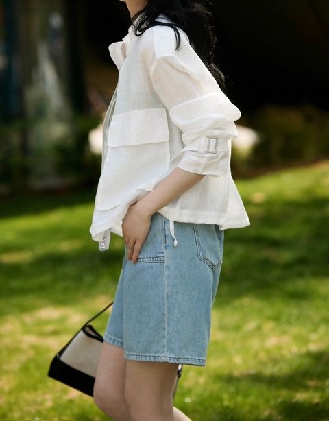 16D4E85B-17F0-4DE1-82D3-C4DD1EC74C2C