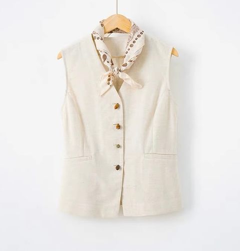 E3E68260-42B3-47D2-A5FE-1A318957AC99